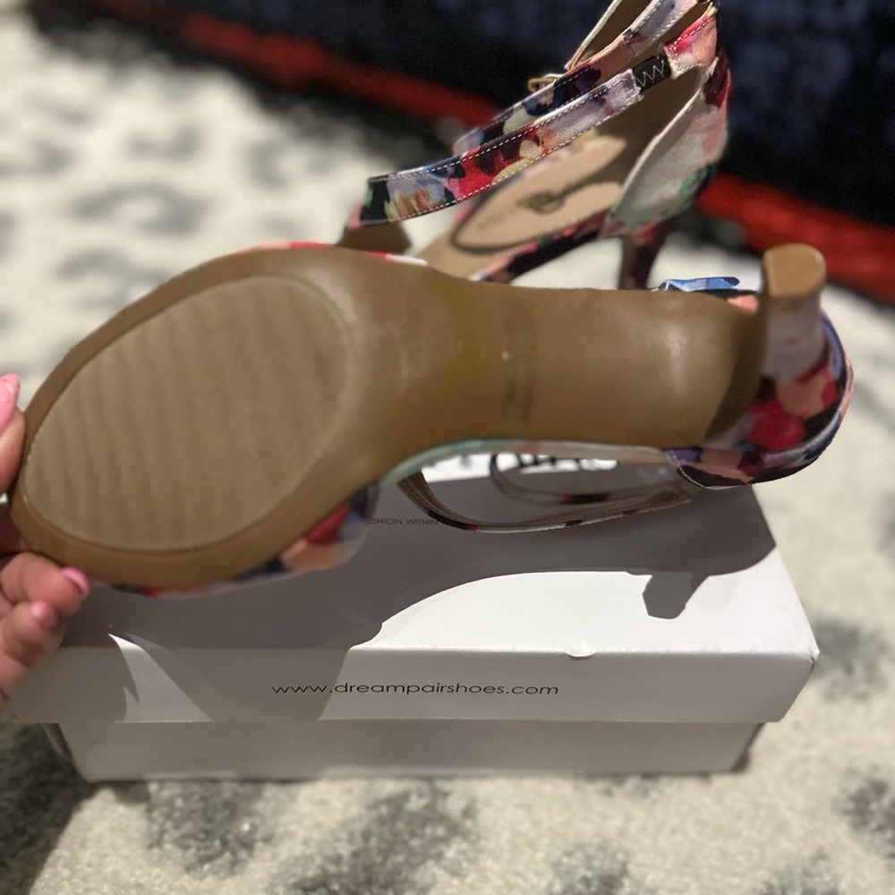 DREAM PAIRS NILE Fashion Stilettos Open Toe Pump Heel Sandals size 7 new - Picture 2 of 3
